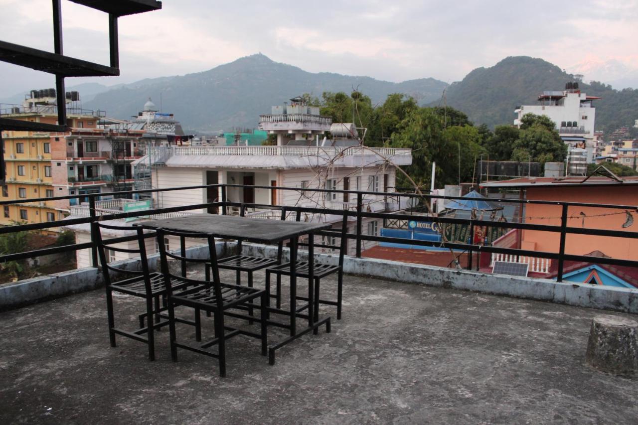 Hotel Snow Leopard Pokhara Exterior photo